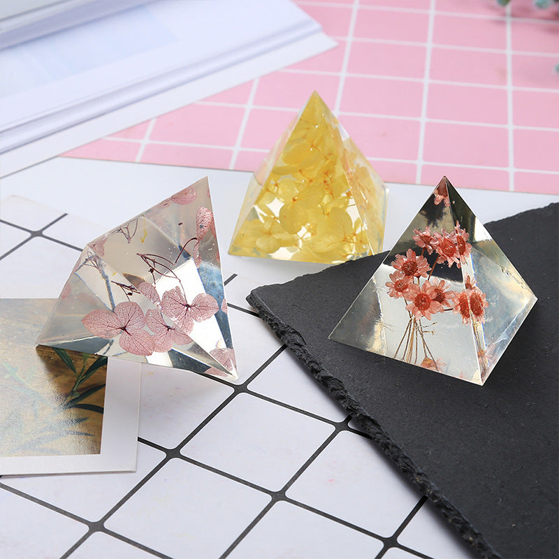Factory DIY silicone crystal pyramid drop mold thickened anti-deformation mirror mold resin ornaments mold